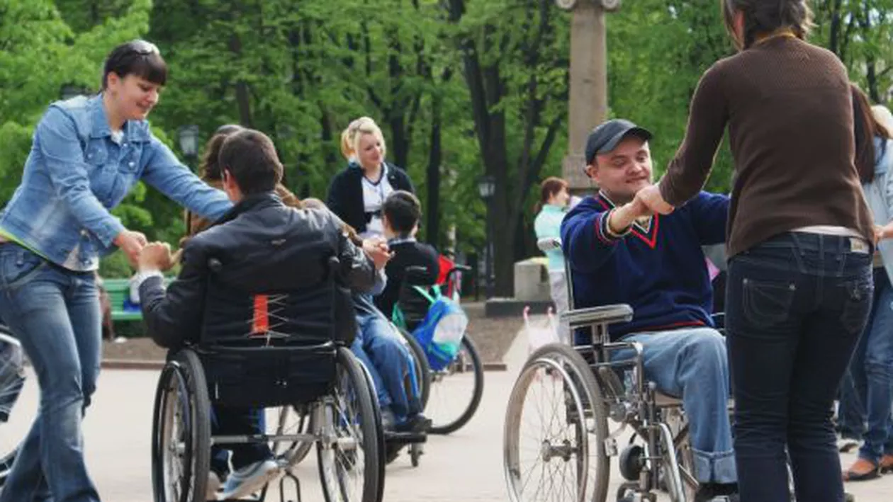 Situație limită la Brăila: Sute de persoane cu dizabilități nu-și pot primi medicamentele după ce medicul Andreicuț a fost reținută și nimeni nu vrea să-i ia locul în comisie