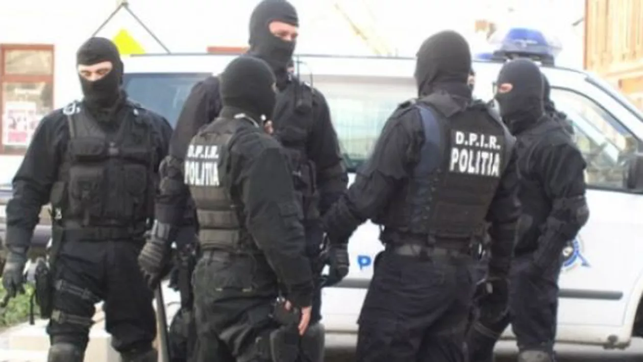 București: Patru percheziții au loc persoane suspectate de evaziune fiscală în scopul obținerii rambursării ilegale de TVA (VIDEO)