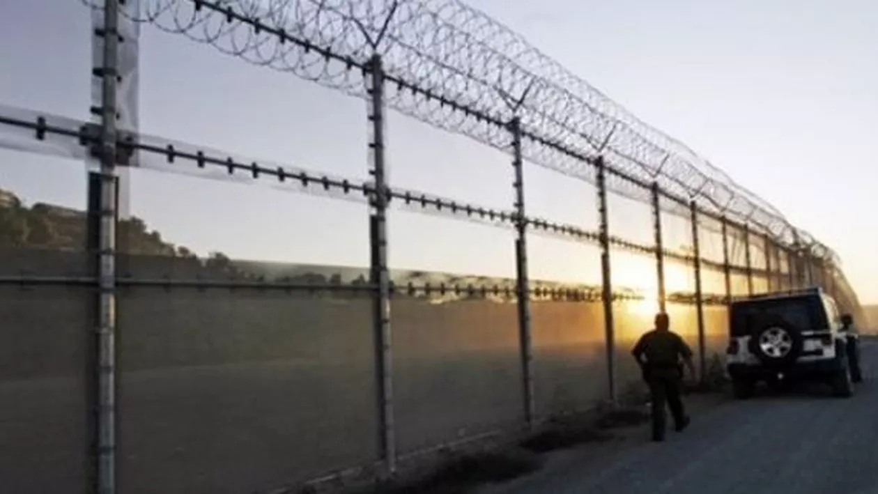 Gardul de securitate de la frontiera Ungariei cu Serbia, construit pentru a opri imigranții clandestini, finalizat în câteva luni