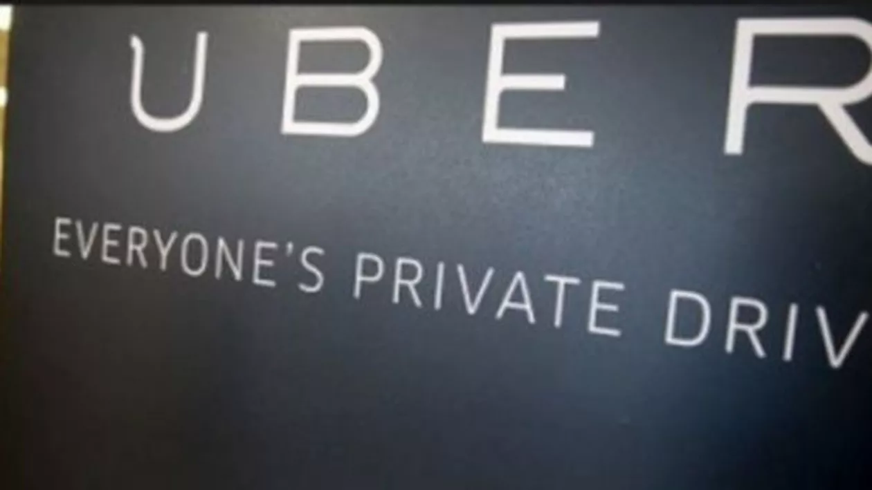 Uber suspendă activitatea low-cost din Franța pentru a reduce conflictele cu șoferii de taxi