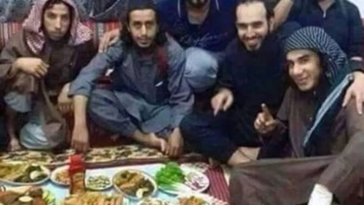 Irak: Zeci de teroriști ISIS au murit otrăviţi la masa de Ramadan