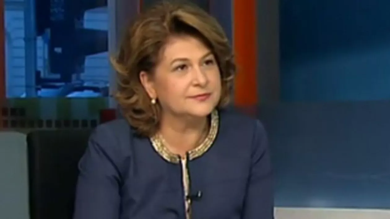 Rovana Plumb, atac la Gabriel Oprea: Am fost informaţi că ordonanța salariilor demnitarilor e o decizie comună preşedinte-premier interimar. Noi am vrut să includem majorarea în pachetul de legi pentru bugetari