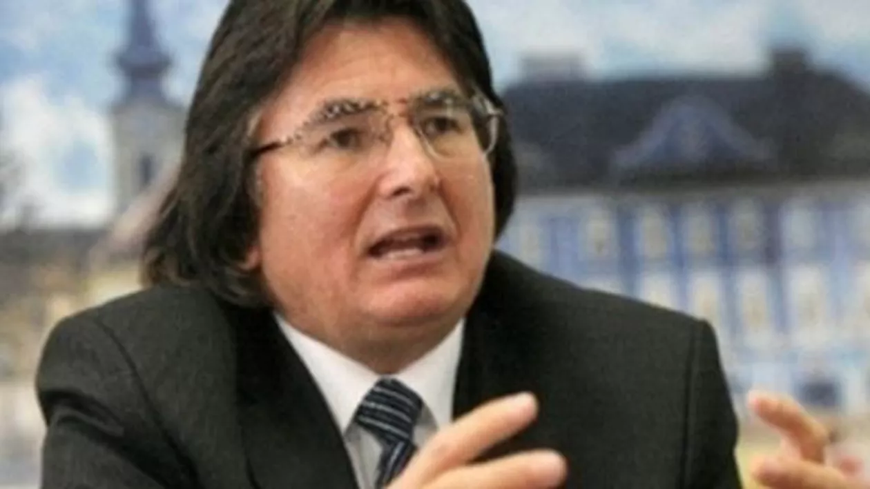 Petrecerea ad hoc organizată de romi chiar pe treptele catedralei din Timișoara, sancționată cu aproximativ 7.000 de lei