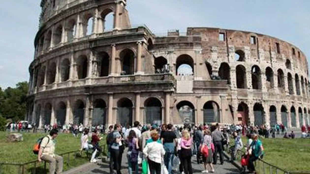 Italia: O tânără a fost luată ostatică la Colosseum de un adept al Statului Islamic