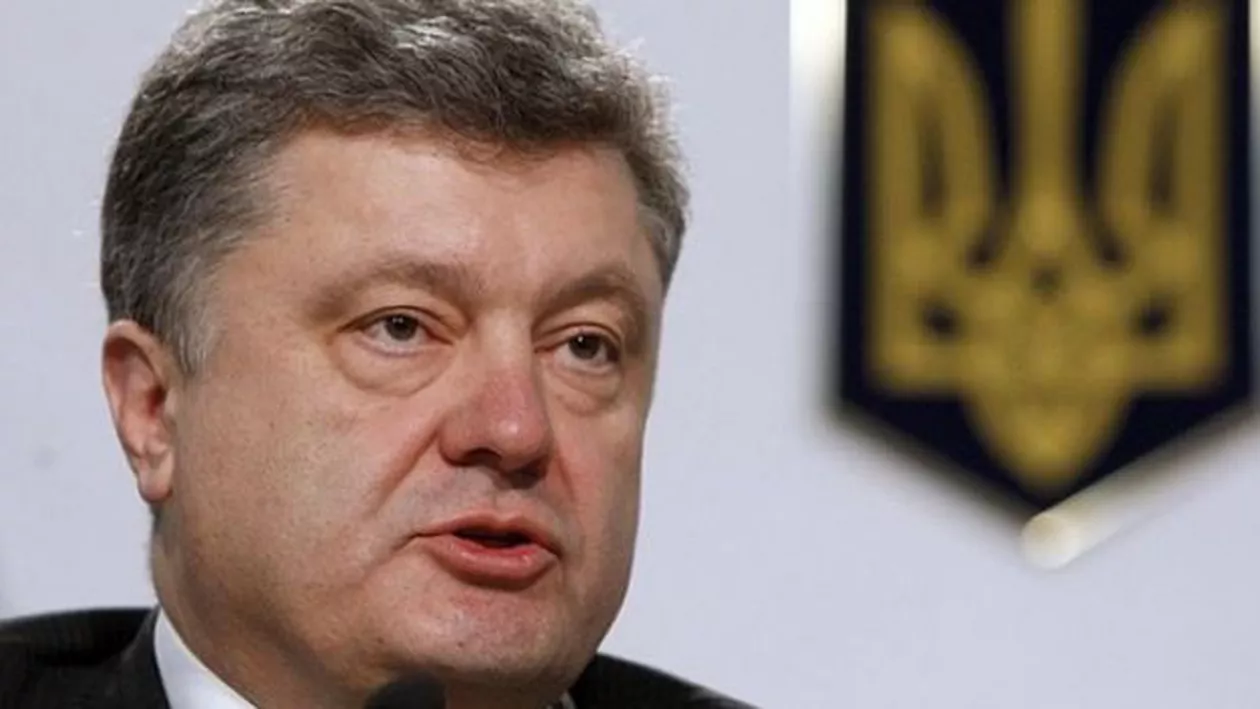 Ucraina s-ar putea destrăma: Poroșenko a depus o propunere de schimbare a constituției prin care s-ar acorda autonomie regiunilor din sud-estul țării