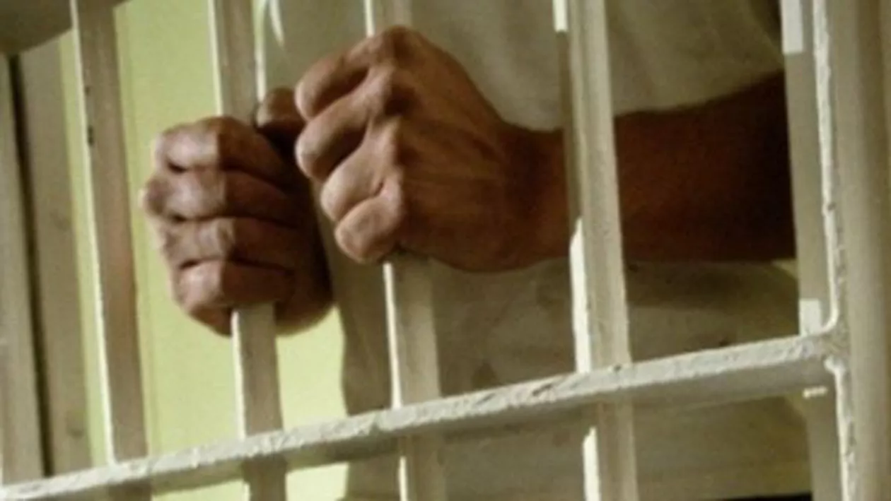 Hunedoara: Un deținut de la Penitenciarul Bârcea Mare a evadat de la un punct de lucru. Bărbatul a fost prins după trei ore și jumătate