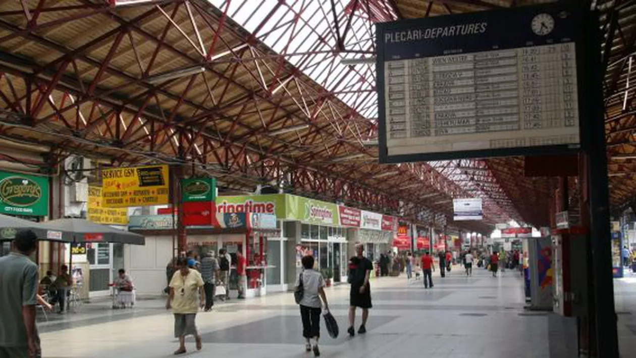Controale ANPC în Gara de Nord și în trenuri: Comisarii au aplicat amenzi de 100.000 de lei pentru condiţiile de pe peroane şi din garnituri