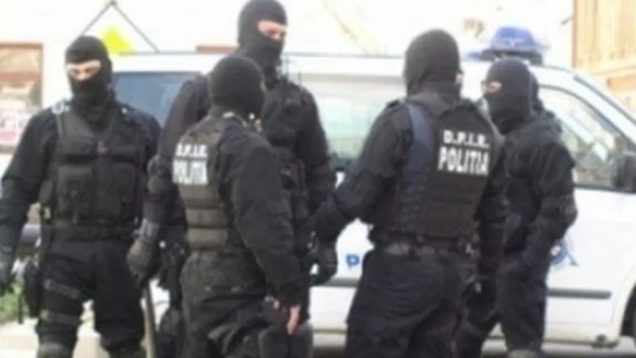 Percheziții DIICOT în Călărași și Constanța, la un grup infracţional organizat specializat în proxenetism