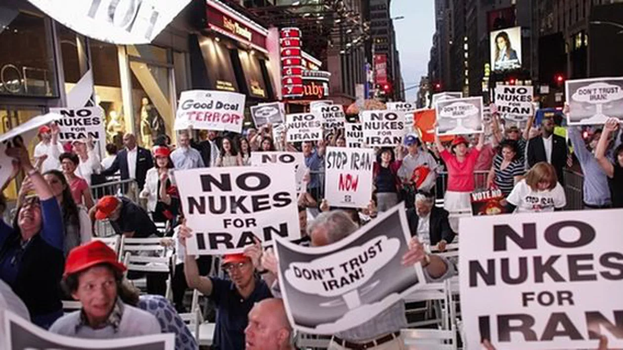 Mii de persoane au protestat la New York faţă de acordul nuclear cu Iranul