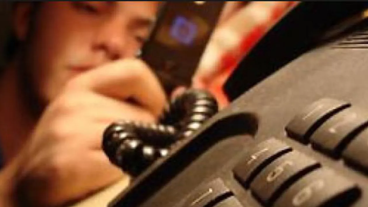 Cel puțin 15 persoane au fost păcălite să plătească până la 4.000 lei pentru a intra în posesia unui premiu în valoare de 10.000 de euro