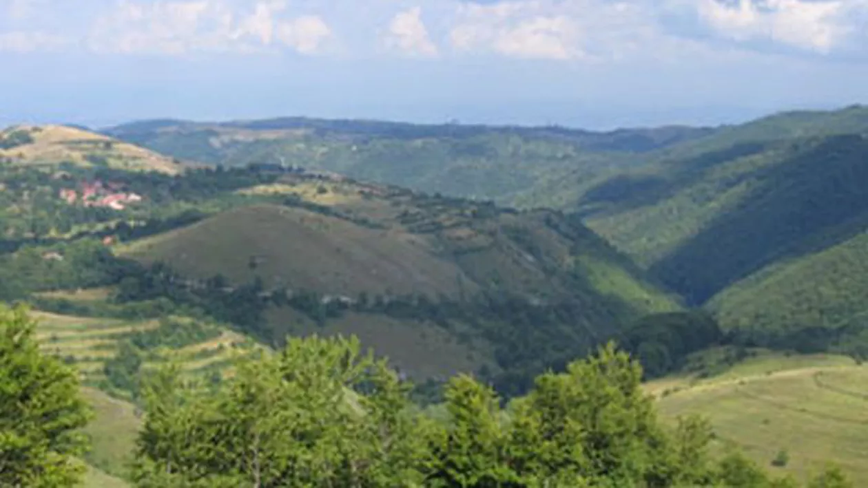 Comună la standarde europene: Lelese, o așezare dintr-o zonă montană cu internet, iluminat public modern, sistem de supraveghere a uliţelor şi o reţea de apă comandată prin computer