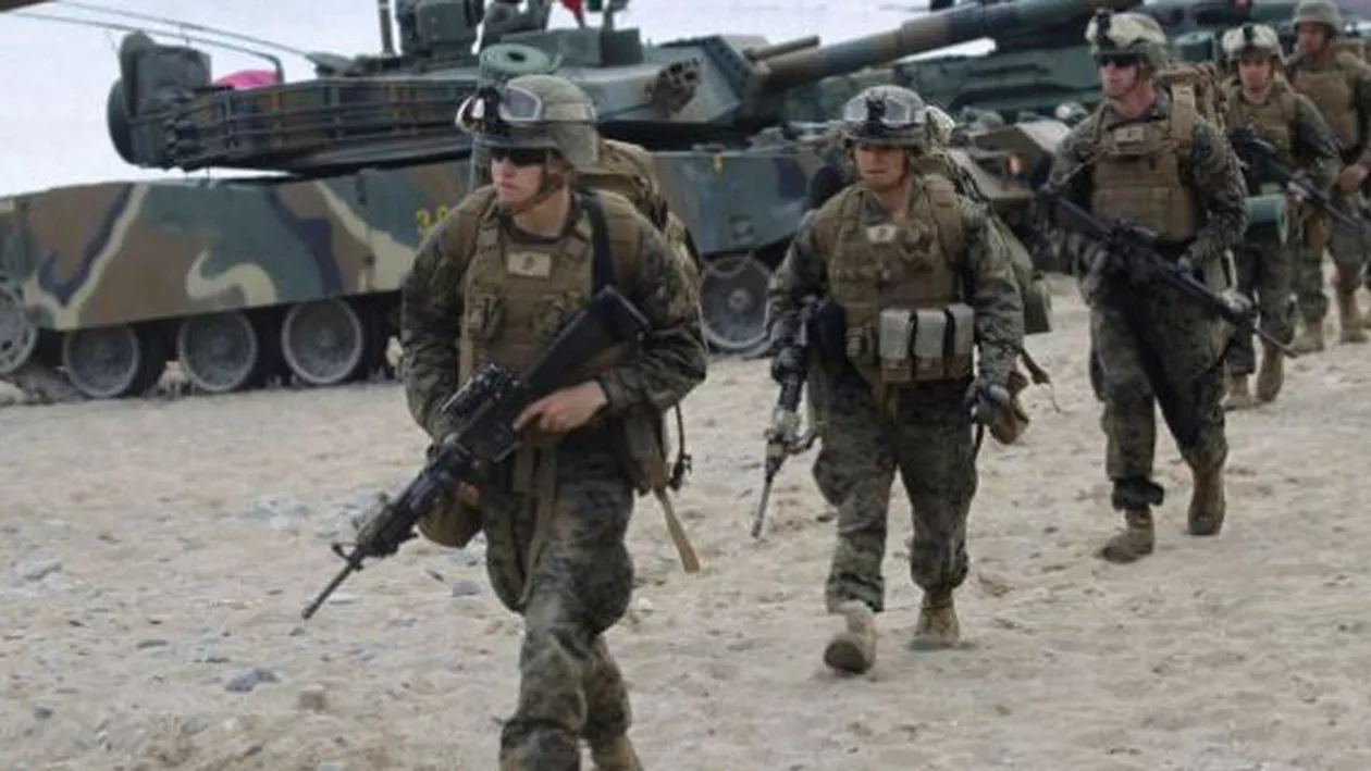 Kievul anunță intenția de a retrage armele grele din Mariupol, ca parte a unui proces de demilitarizare