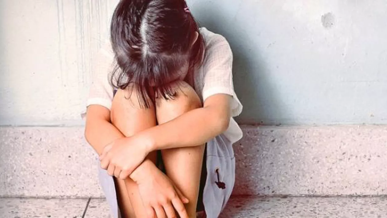 Iași: Un bărbat de 67 de ani a fost arestat preventiv pentru viol şi pornografie infantilă