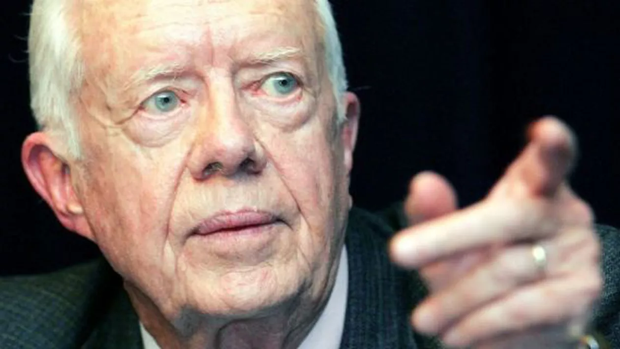 Fostul preşedinte al Statelor Unite, Jimmy Carter, supus unei operaţii pentru îndepărtarea unei părţi a ficatului