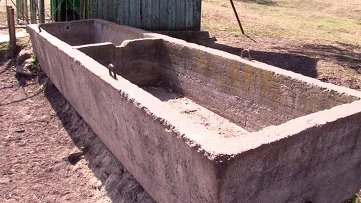 ISU Buzău a transportat 9.000 de litri de apă într-o comună grav afectată de secetă