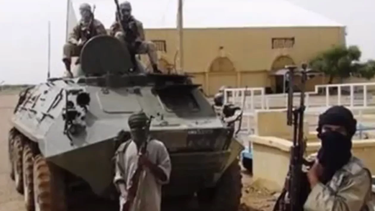 Mali: Atac terorist soldat cu șapte morți. Luarea de ostatici s-a încheiat