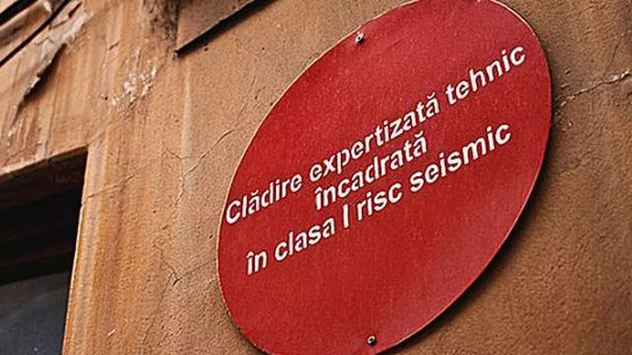 Românii care locuiesc în blocuri cu bulină roşie nu mai au dreptul să-şi asigure locuinţele: Noile reguli le interzic să-şi cumpere poliţe facultative fără să le deţină pe cele obligatorii, la care, prin lege, nu au acces