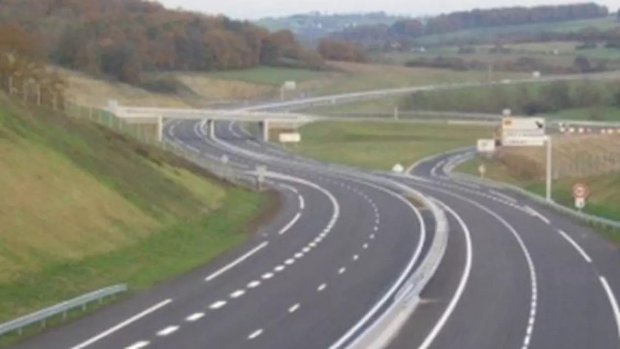 CNDNR: Trafic restricționat pentru vehiculele cu masa mai mare de 7,5 tone pe drumurile naționale din județele Arad, Bihor și Satu Mare