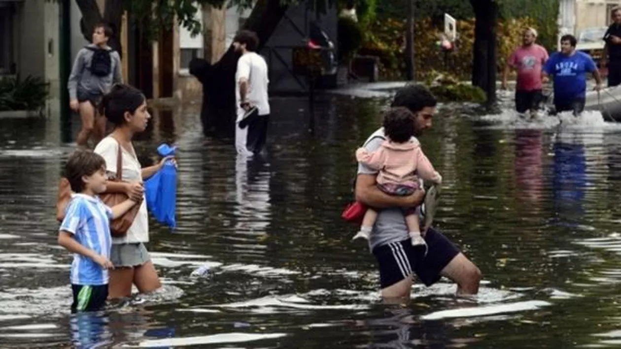 Argentina: 6.000 de persoane au fost evacuate din cauza inundațiilor