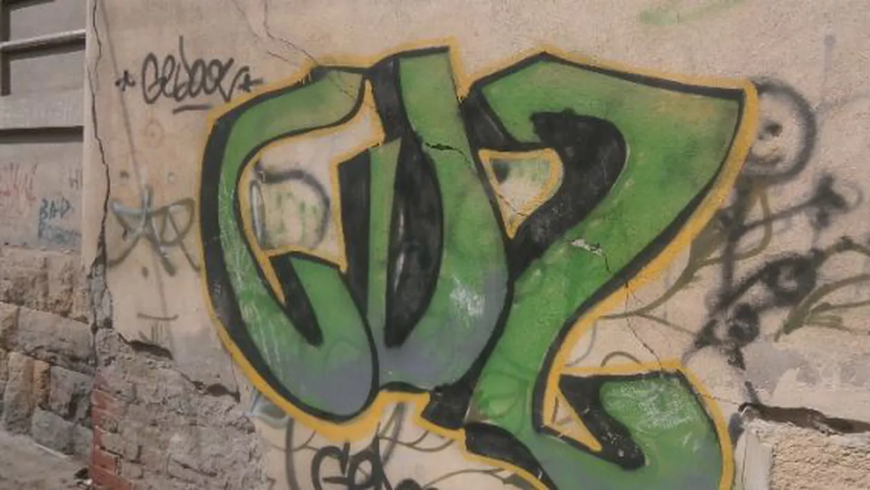 Cluj: Poliția a deschis o anchetă după ce Biserica Romano-Catolică "Sf. Mihail" a fost vandalizată