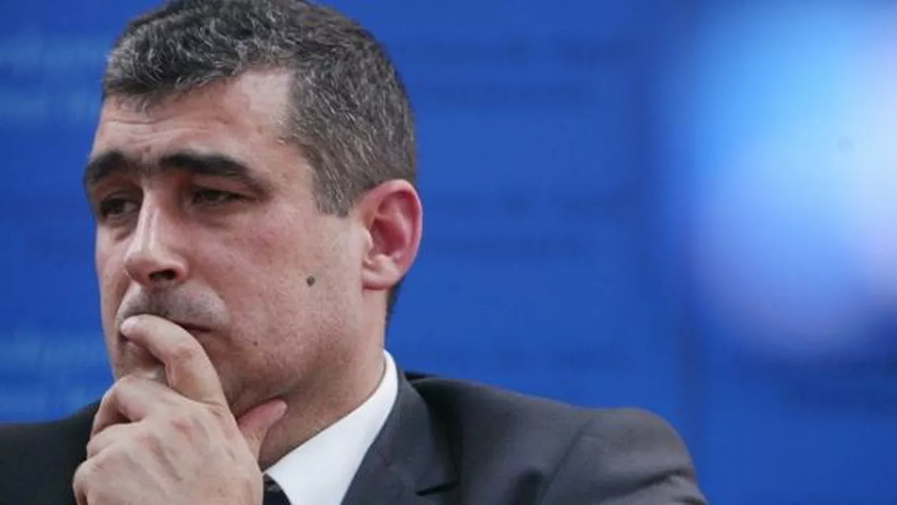 CSM, după decizia în cazul Rarinca: Comentarea excesivă cu o cunoaştere limitată a subiectului dezbătut poate dăuna însuşi interesului public invocat şi societăţii