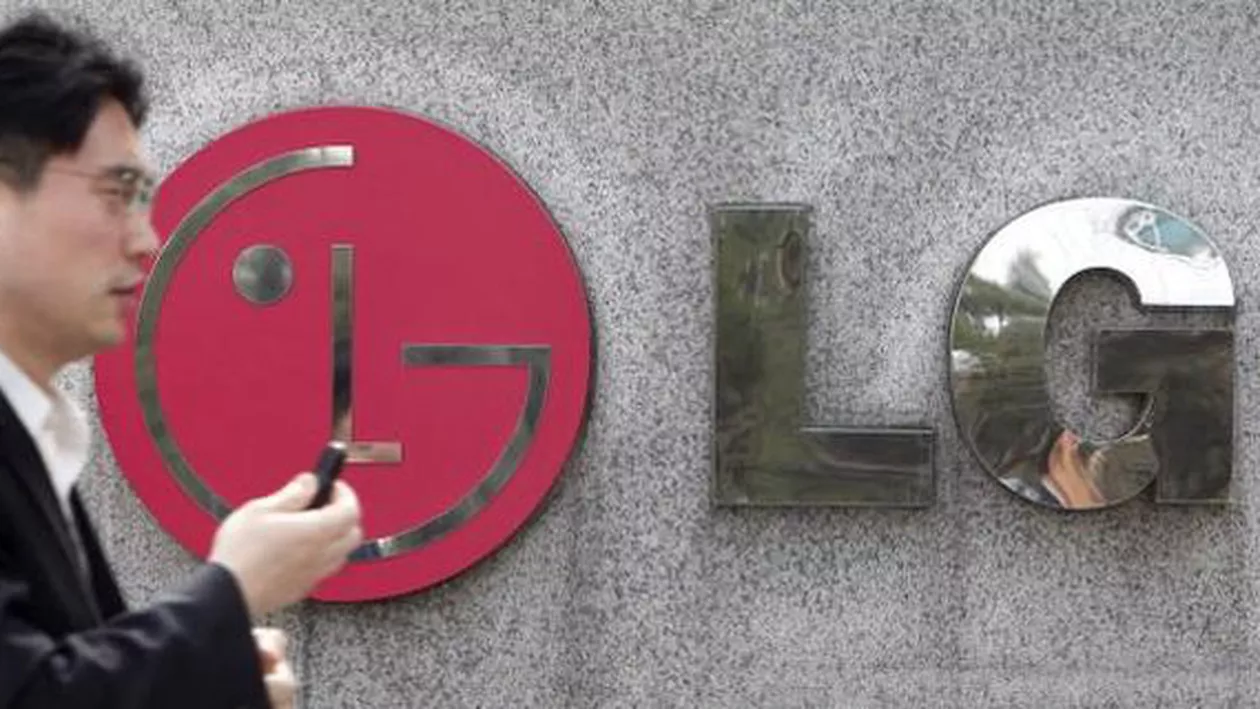 Vehiculele Honda şi Porsche vor avea ecrane livrate de LG Electronics