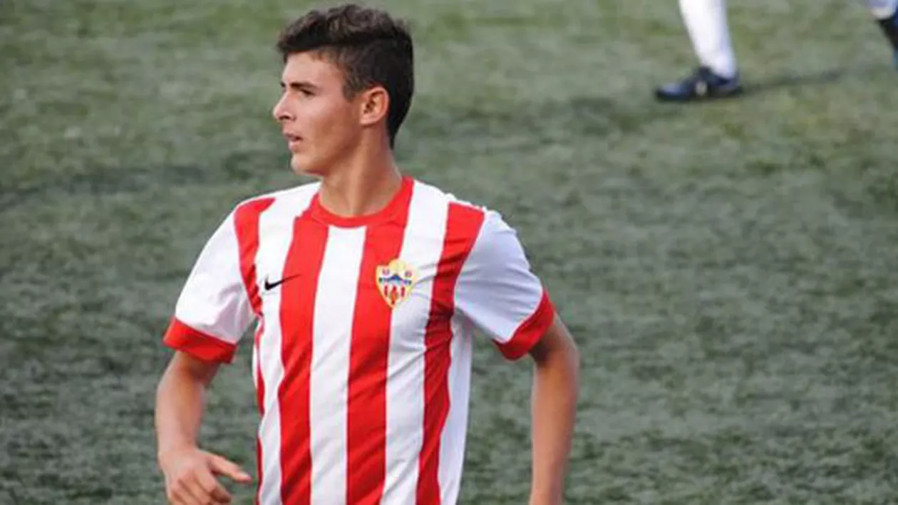 AS Roma l-a achiziţionat pe atacantul Gabriel Rareş Flueraş