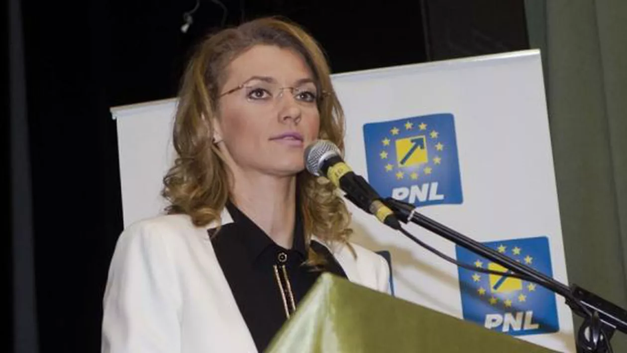 Alina Gorghiu: Guvernul nu a discutat miercuri proiectul de lege privind impozitarea mitei în sistemul sanitar. Sper că e vorba de renunțarea la o inițiativă care umilește medicii români