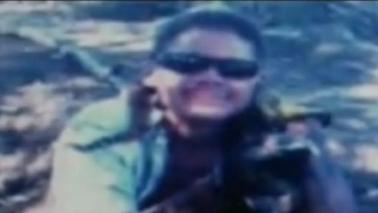 California: Un bărbat a fost mușcat de un șarpe cu clopoței cu care și-a făcut un selfie (VIDEO)