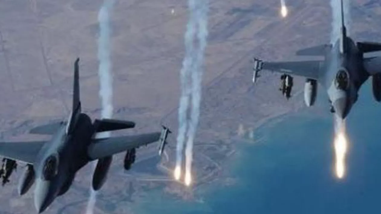 Avioane de luptă turceşti au bombardat poziţii militare PKK. Peste 20 de militanți au fost uciși