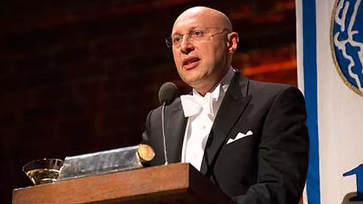 Cercetătorul Stefan Hell, laureat al premiului Nobel pentru chimie pe anul 2014, va fi decorat de președintele Klaus Iohannis