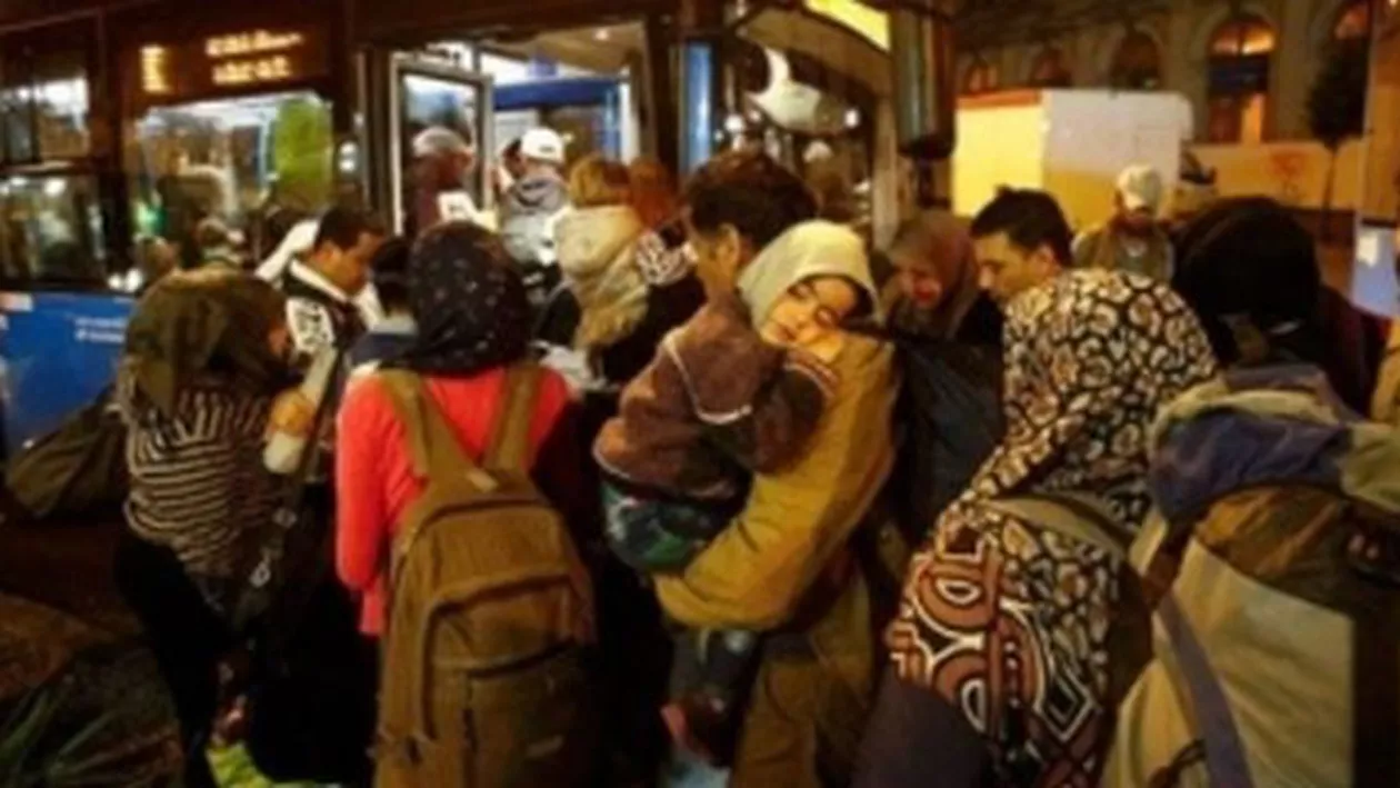 ONU: Un milion de migranţi vor ajunge în Europa până la sfârşitul anului 2016