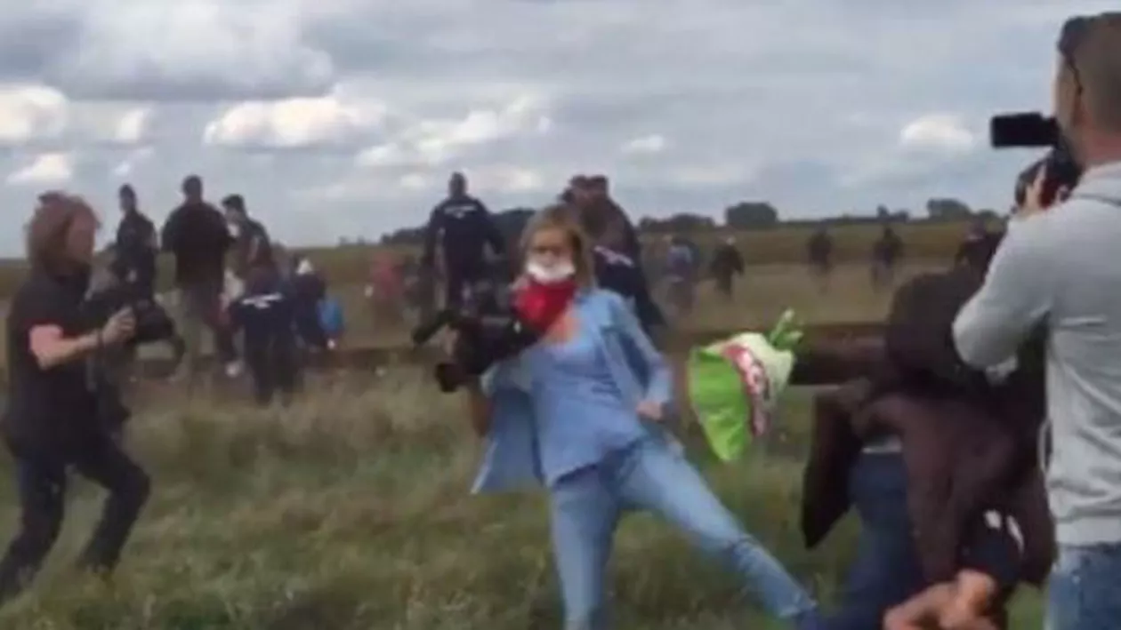 Ungaria: O angajată a postului de televiziune ungar N1TV a fost concediată pentru că a lovit migranţi (VIDEO)