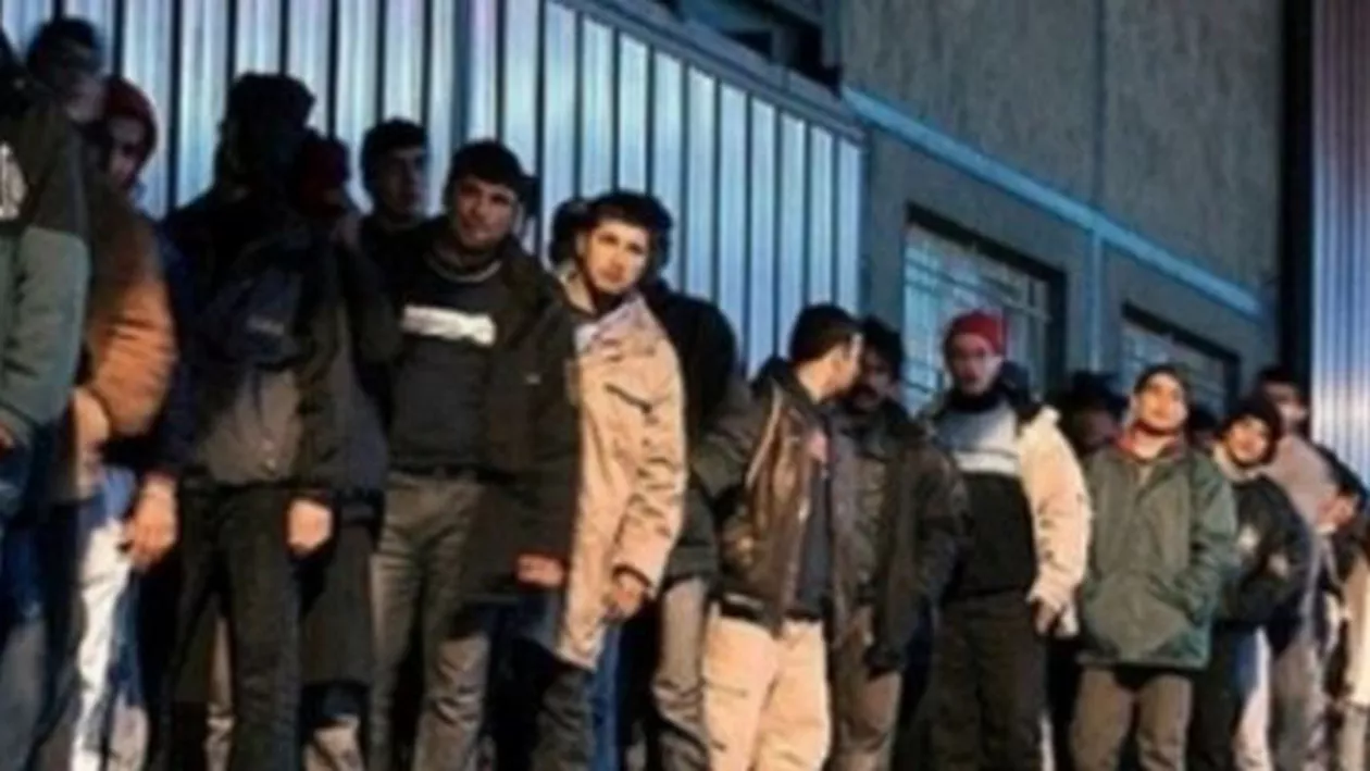 Austria a suspendat legăturile feroviare cu Ungaria pentru că trenurile nu mai fac față numărului mare de imigranți