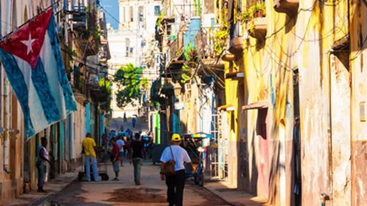 Cuba amnistiază peste 3.500 de deţinuţi înaintea vizitei Papei Francisc