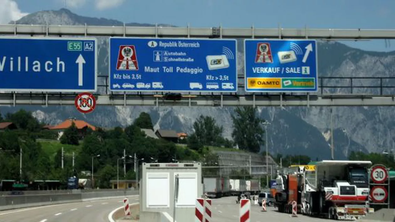 Criza refugiaților: Autoritățile austriece vor să introducă controale temporare la frontierele comune cu Italia, Slovenia și Slovacia