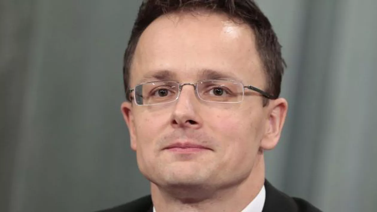 Ministrul ungar de Externe: Ne confruntăm cu un val masiv şi agresiv de imigranţi. Atitudinea lor este şocantă, inacceptabilă