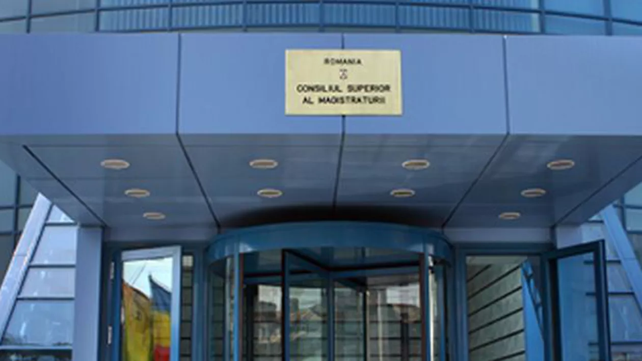 Raport CSM: O reevaluare a noilor coduri este necesară ca urmare a multiplelor decizii ale Curții Constituționale
