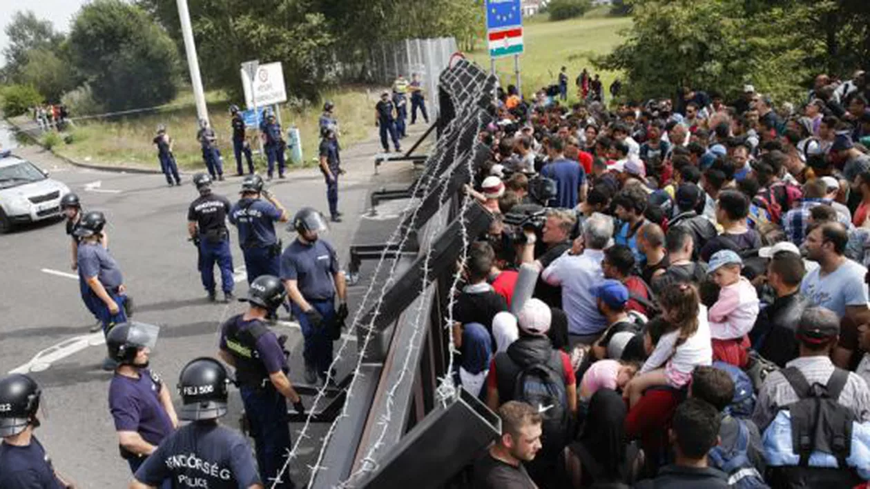 Ungaria mobilizează rezerviști pentru a face față crizei imigranților