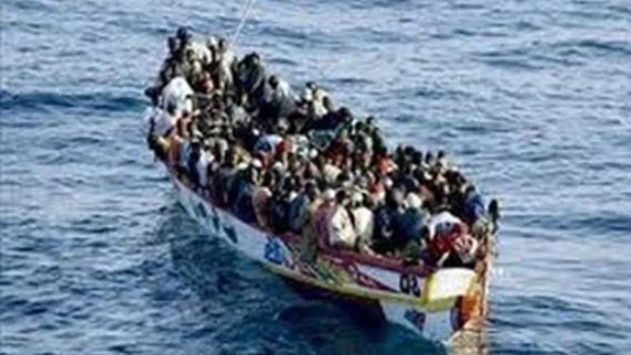 Două fetiţe siriene s-au înecat după scufundarea a două ambarcaţiuni cu imigranţi