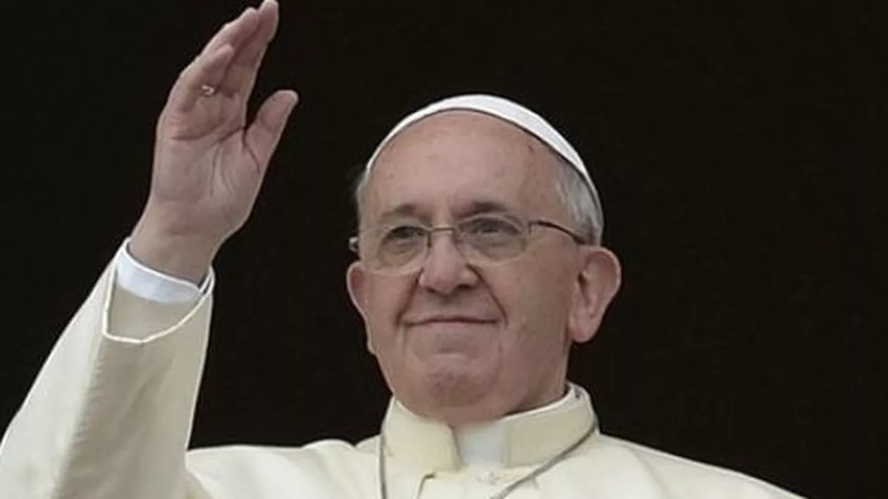 Papa Francisc a ajuns în Cuba. Suveranul Pontif a fost primit la Havana de preşedintele cubanez, Raul Castro (VIDEO)