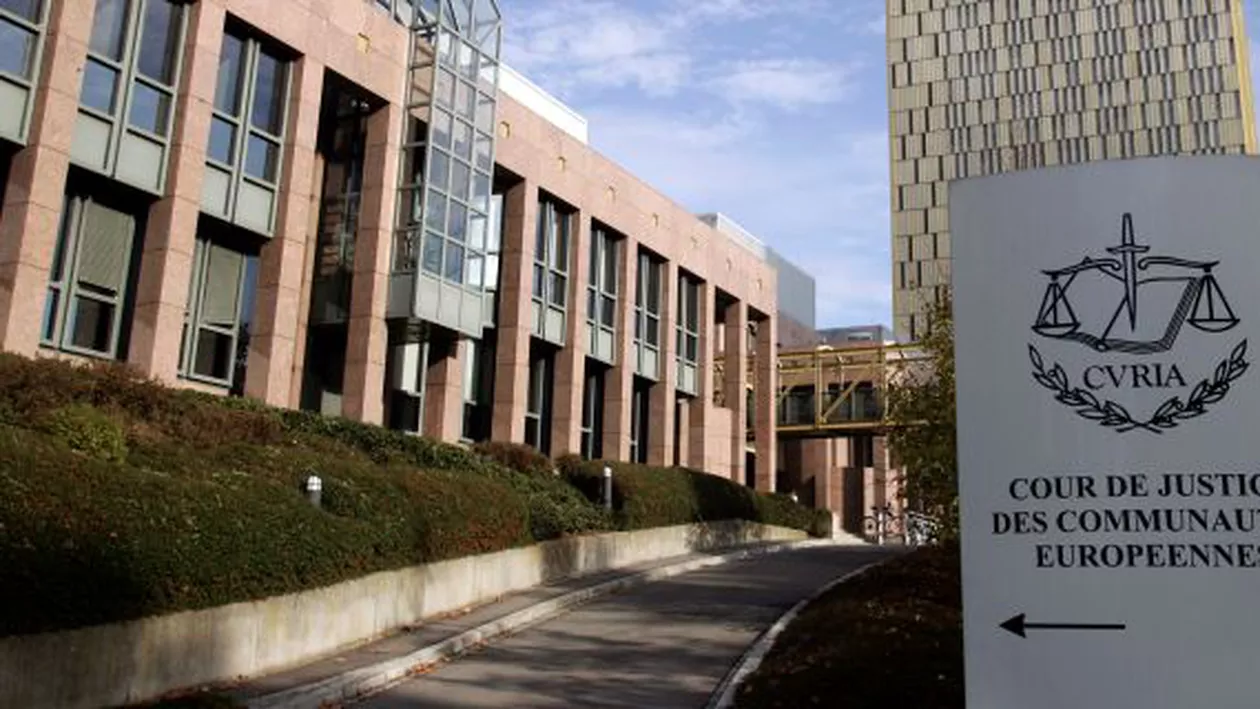 Cehia va contesta la Curtea Europeană de Justiţie decizia luată la Consiliul JAI privind cotele obligatorii de refugiați