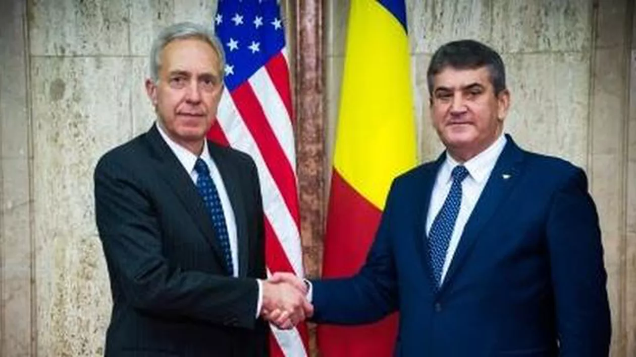 Vicepremierul Gabriel Oprea s-a întâlnit cu ambasadorul SUA la București, Hans Klemm