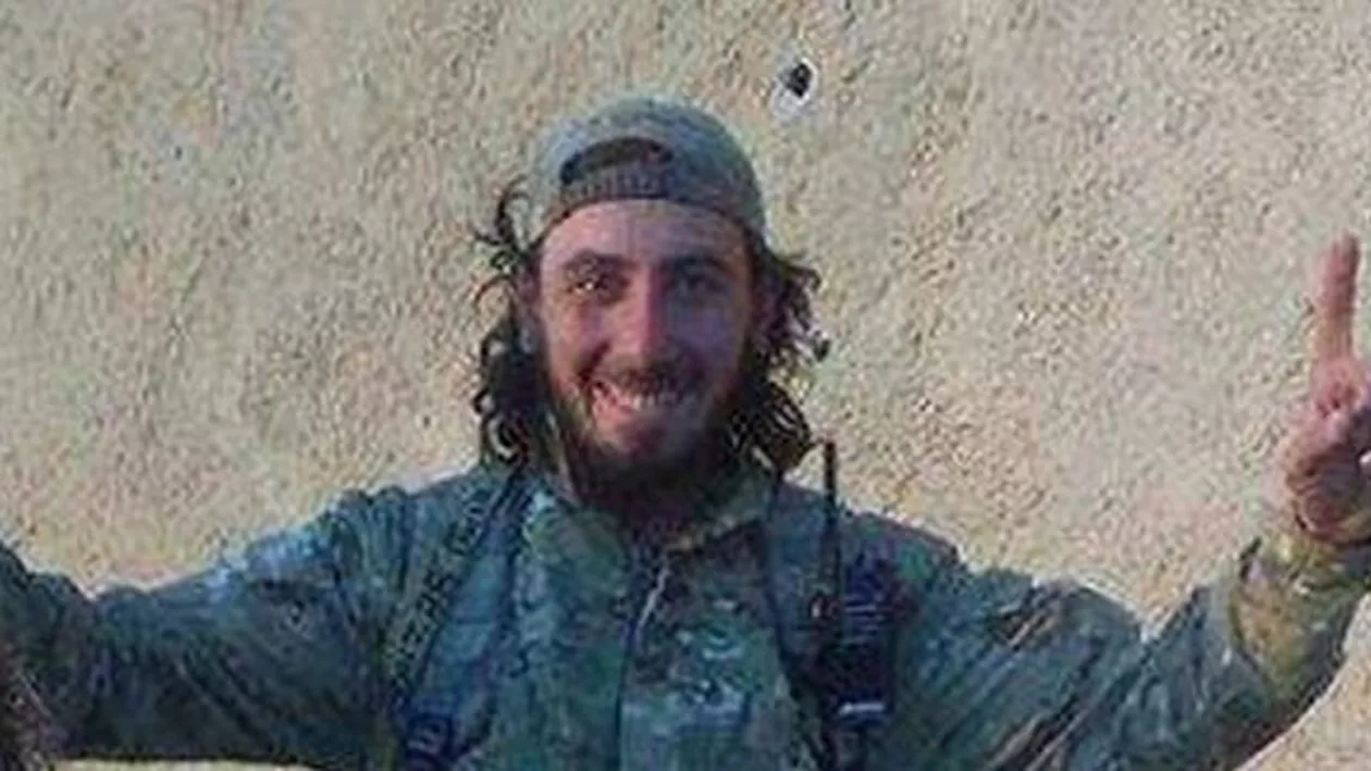 Autoritățile ungare, în alertă: Un terorist al Statului Islamic ar fi ajuns pe teritoriul țării, odată cu valul refugiaților (VIDEO)