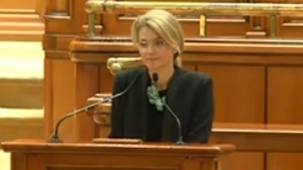 Gorghiu: Moțiunea nu este despre Ponta, ci despre România și clasa politică românească. Politicienii trebuie să aleagă între Ponta și România (VIDEO)