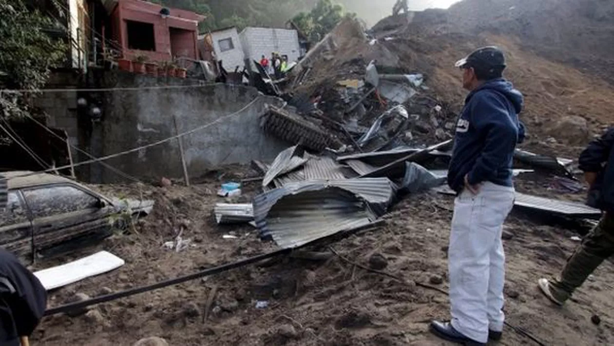 Guatemala: 600 de dispăruți și cel puțin 26 de morți în urma unei alunecări de teren în Santa Carina Pinula