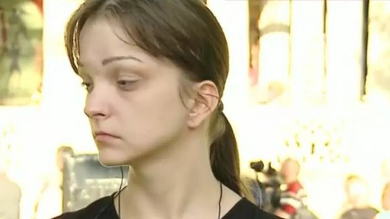 Fata cea mare a lui Vadim, plângere la poliție pentru cărți vândute ilegal: "Patronul tipografiei s-a gândit să le scoată pe piață pentru a-și recupera banii pe care noi îi datorăm pentru ziarul Tricolorul"