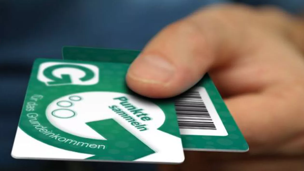 Venitul de bază universal, o ideea care poate deveni realitate: O platformă din Germania oferă 1.000 de euro lunar unor persoane, timp de un an de zile