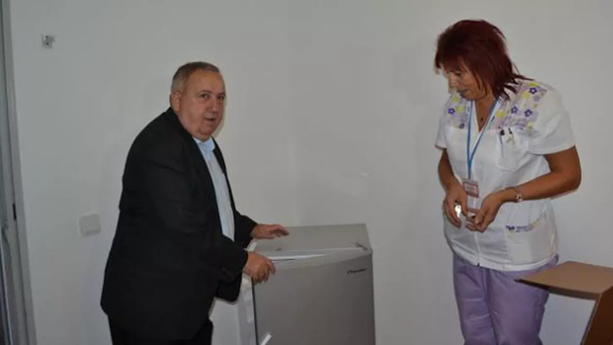 Un consilier din Braşov a făcut o donaţie Spitalului Județen, după ce a simţit pe propria piele condiţiile în care stau pacienţii