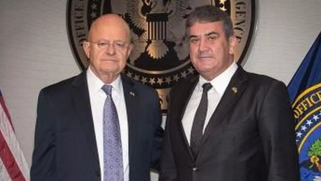 Gabriel Oprea s-a întâlnit, la Washington, cu directorul Comunităţii Naţionale de Informaţii a SUA